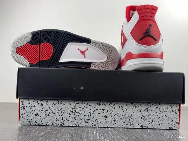 One Kick Red Air Jordan DH6927-161 4 Cement 0529